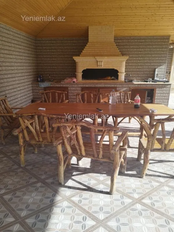 Satılır 6 otaqlı həyət evi 450 m²