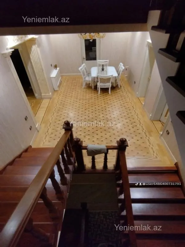 Satılır 6 otaqlı həyət evi 450 m²