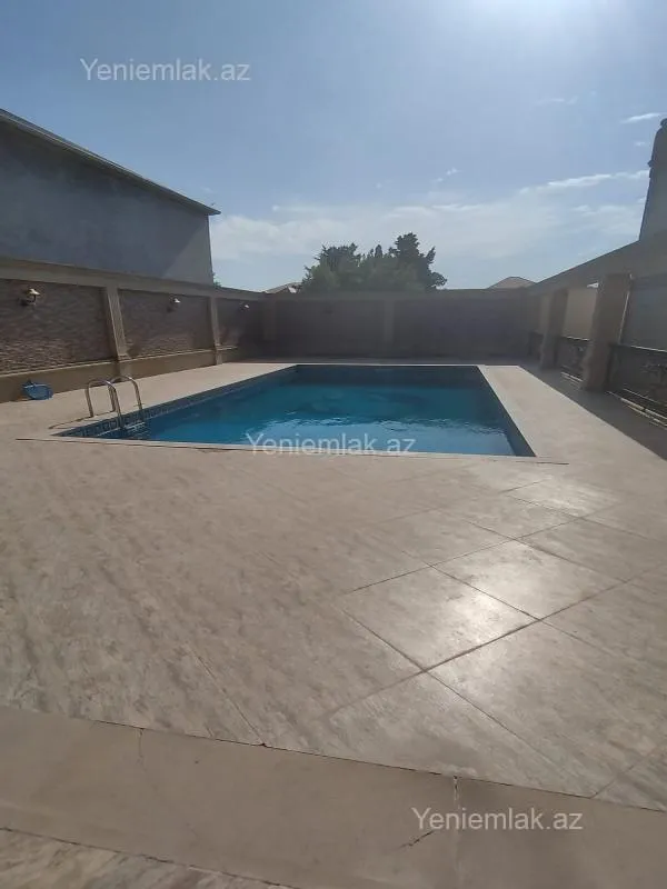 Satılır 6 otaqlı həyət evi 450 m²