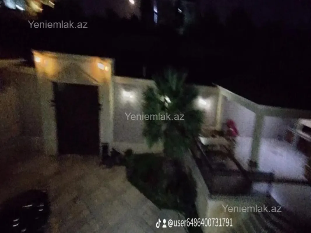 Satılır 6 otaqlı həyət evi 450 m²