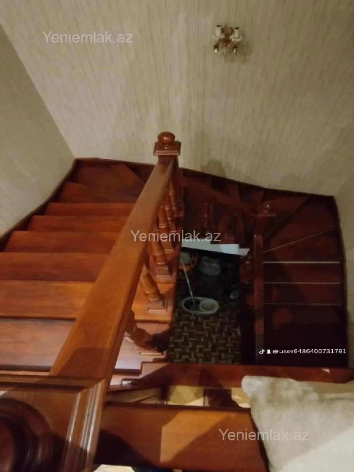 Satılır 6 otaqlı həyət evi 450 m²