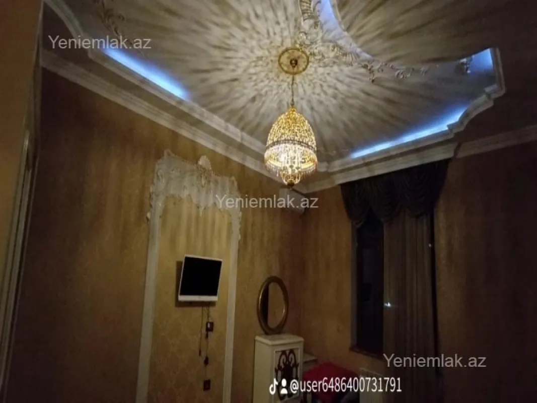 Satılır 6 otaqlı həyət evi 450 m²