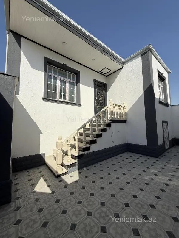 Satılır 3 otaqlı həyət evi 80 m²