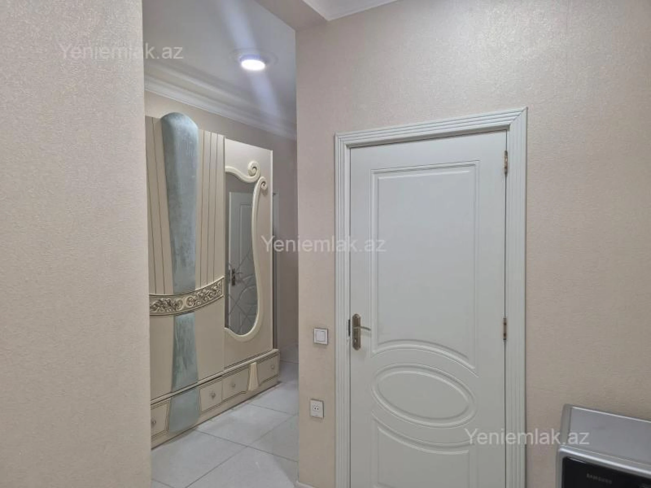 Satılır 2 otaqlı yeni tikili 78 m²