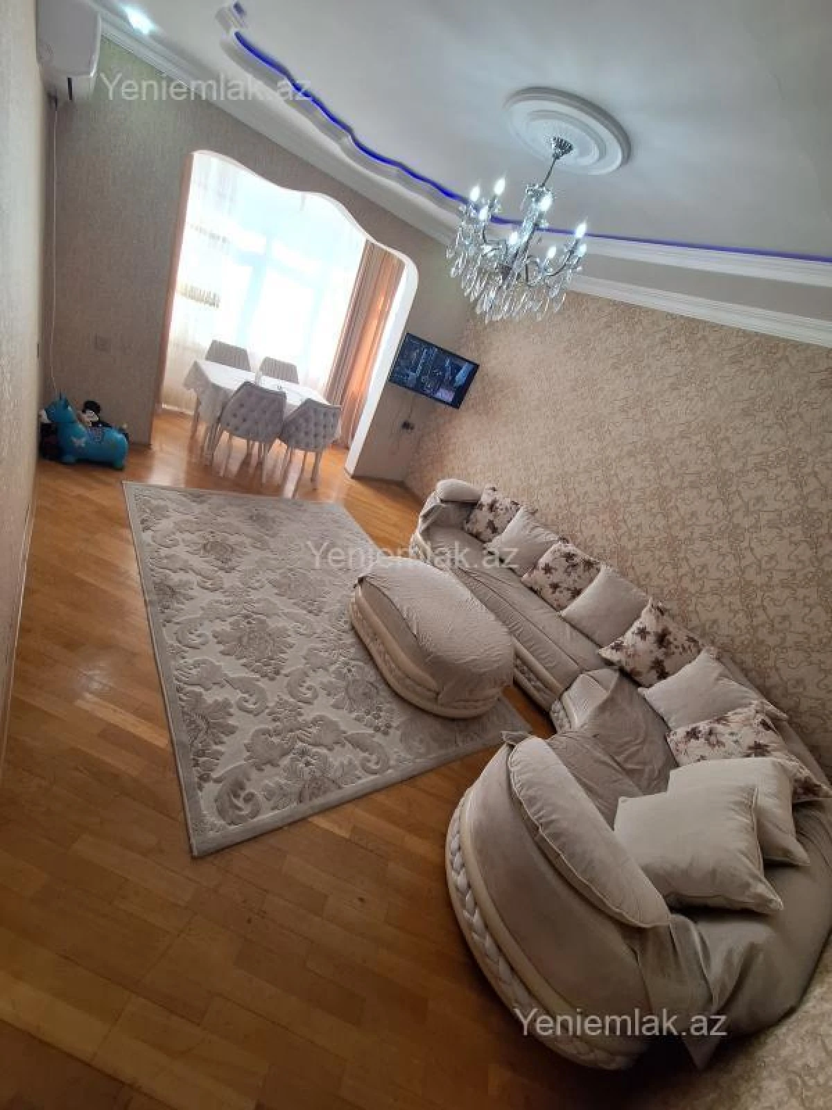 Satılır 3 otaqlı köhnə tikili 70 m²