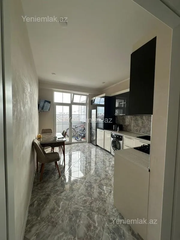 Satılır 3 otaqlı yeni tikili 91 m²