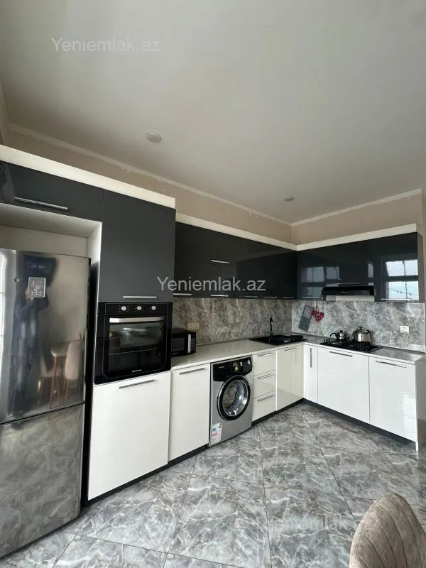 Satılır 3 otaqlı yeni tikili 91 m²