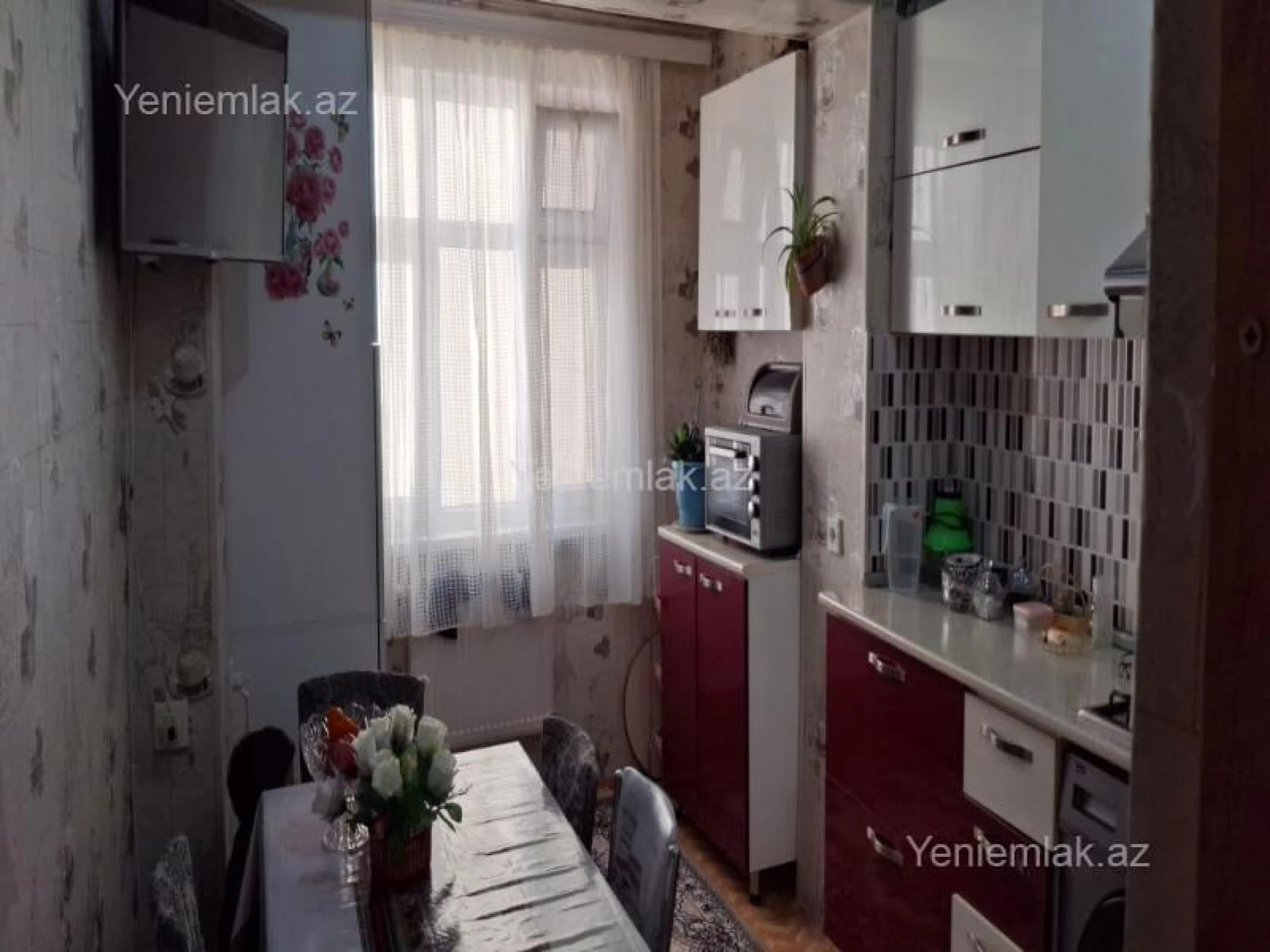 Satılır 3 otaqlı köhnə tikili 70 m²