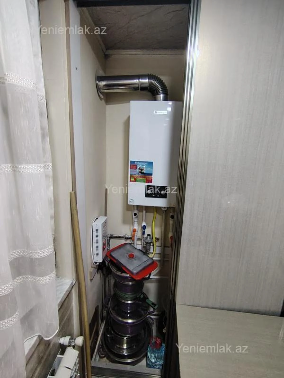 Satılır 2 otaqlı köhnə tikili 48 m²