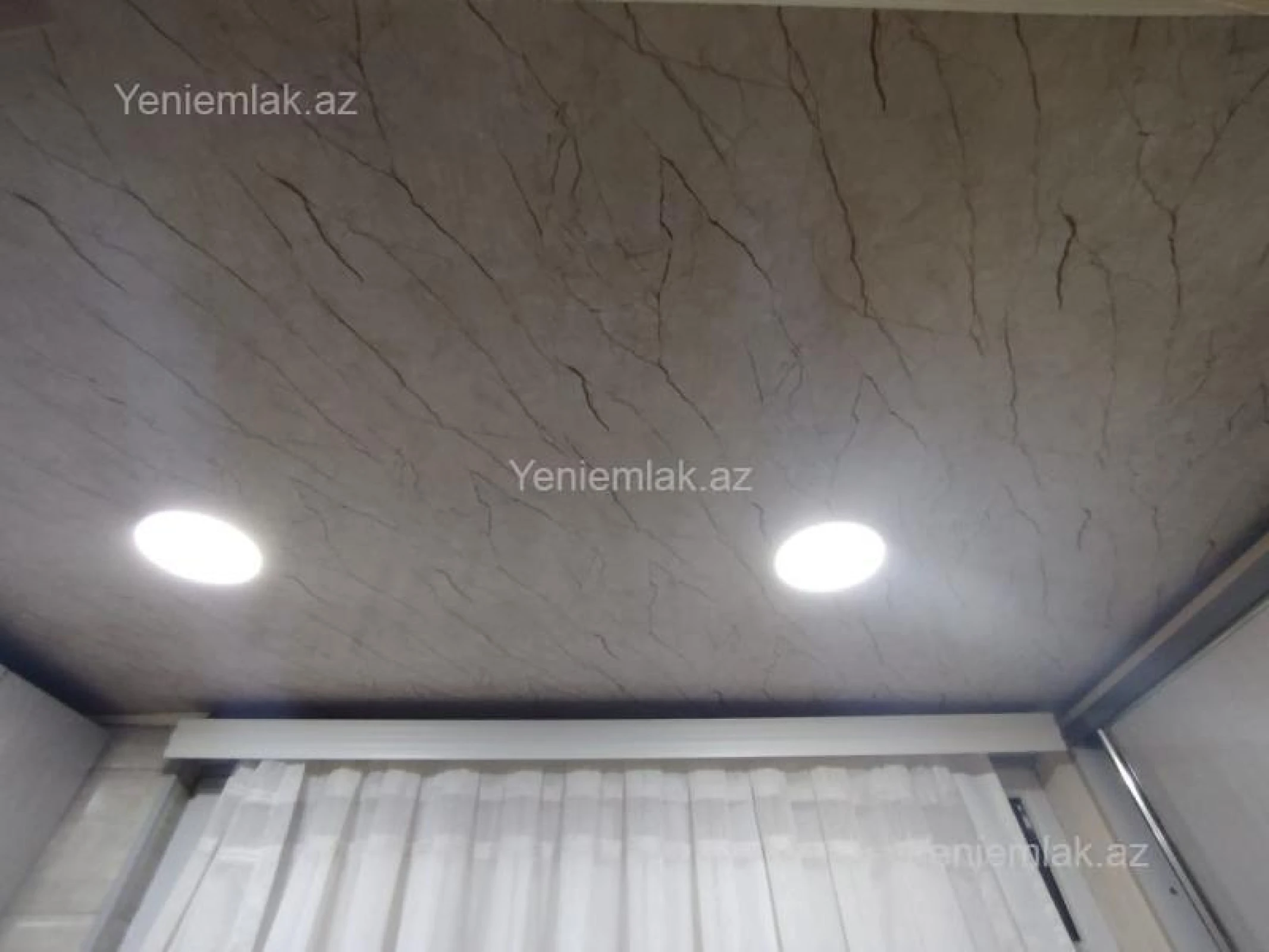 Satılır 2 otaqlı köhnə tikili 48 m²