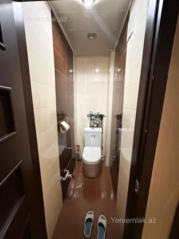 Satılır 4 otaqlı köhnə tikili 118 m²