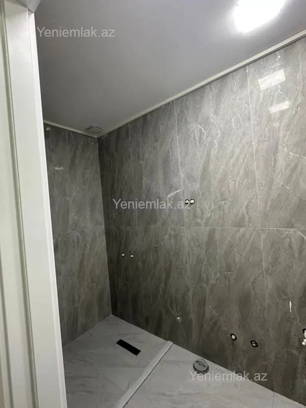 Satılır 2 otaqlı yeni tikili 53 m²