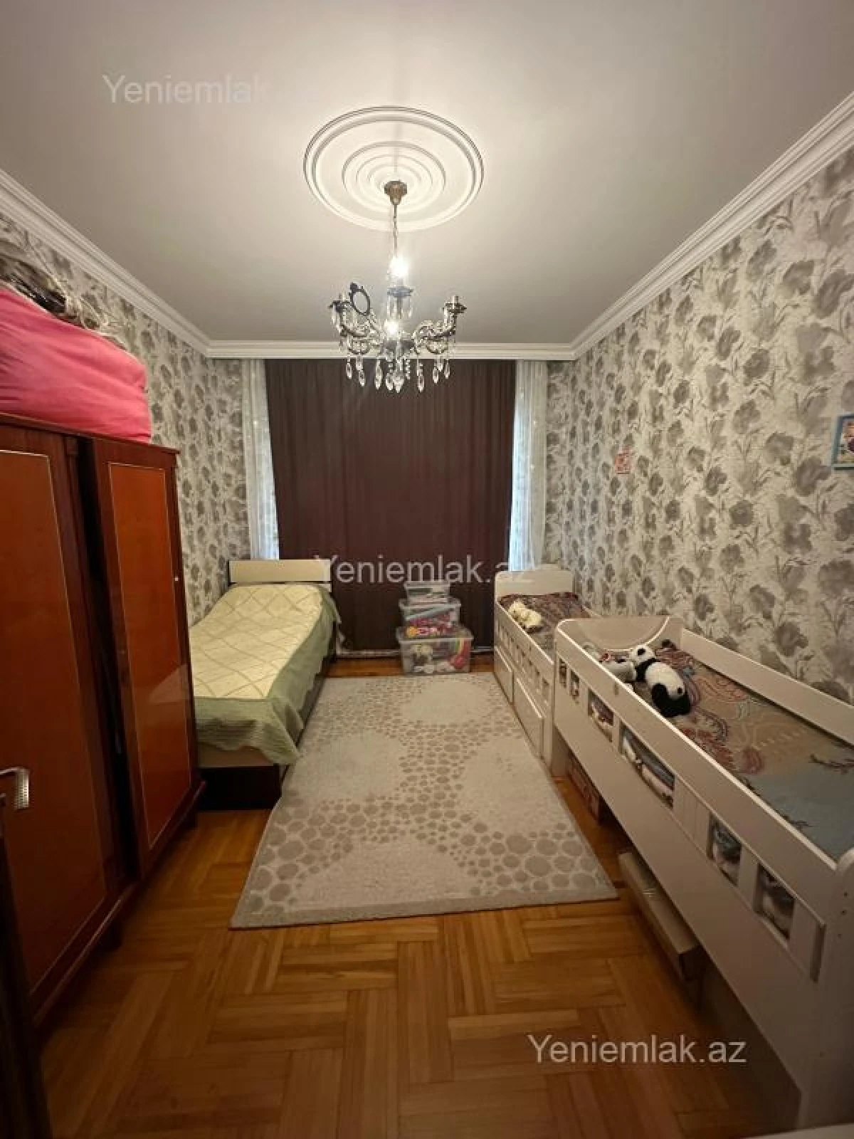 Satılır 5 otaqlı köhnə tikili 120 m²