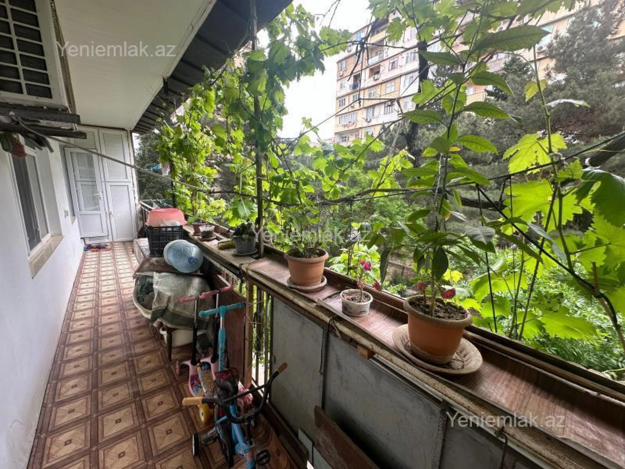 Satılır 5 otaqlı köhnə tikili 120 m²