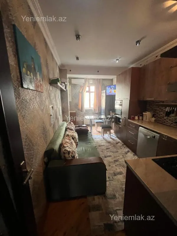 Satılır 3 otaqlı yeni tikili 85 m²