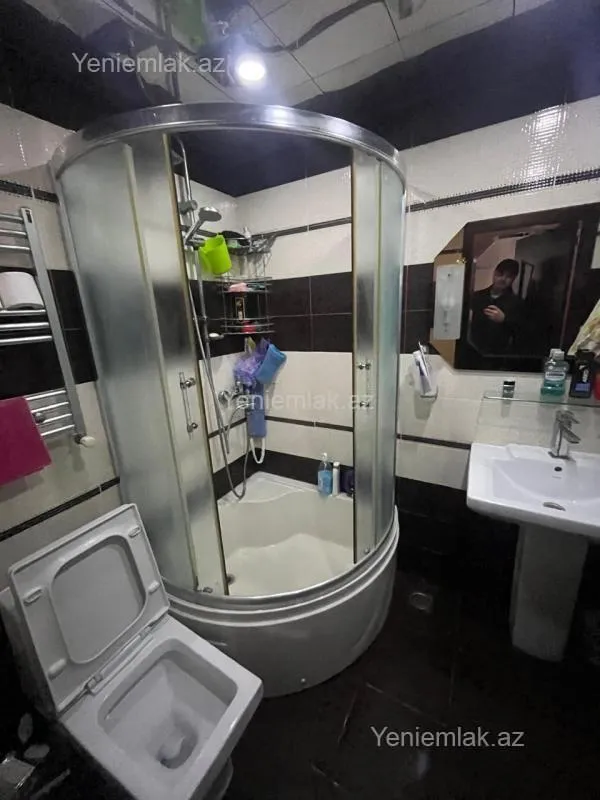 Satılır 3 otaqlı yeni tikili 85 m²