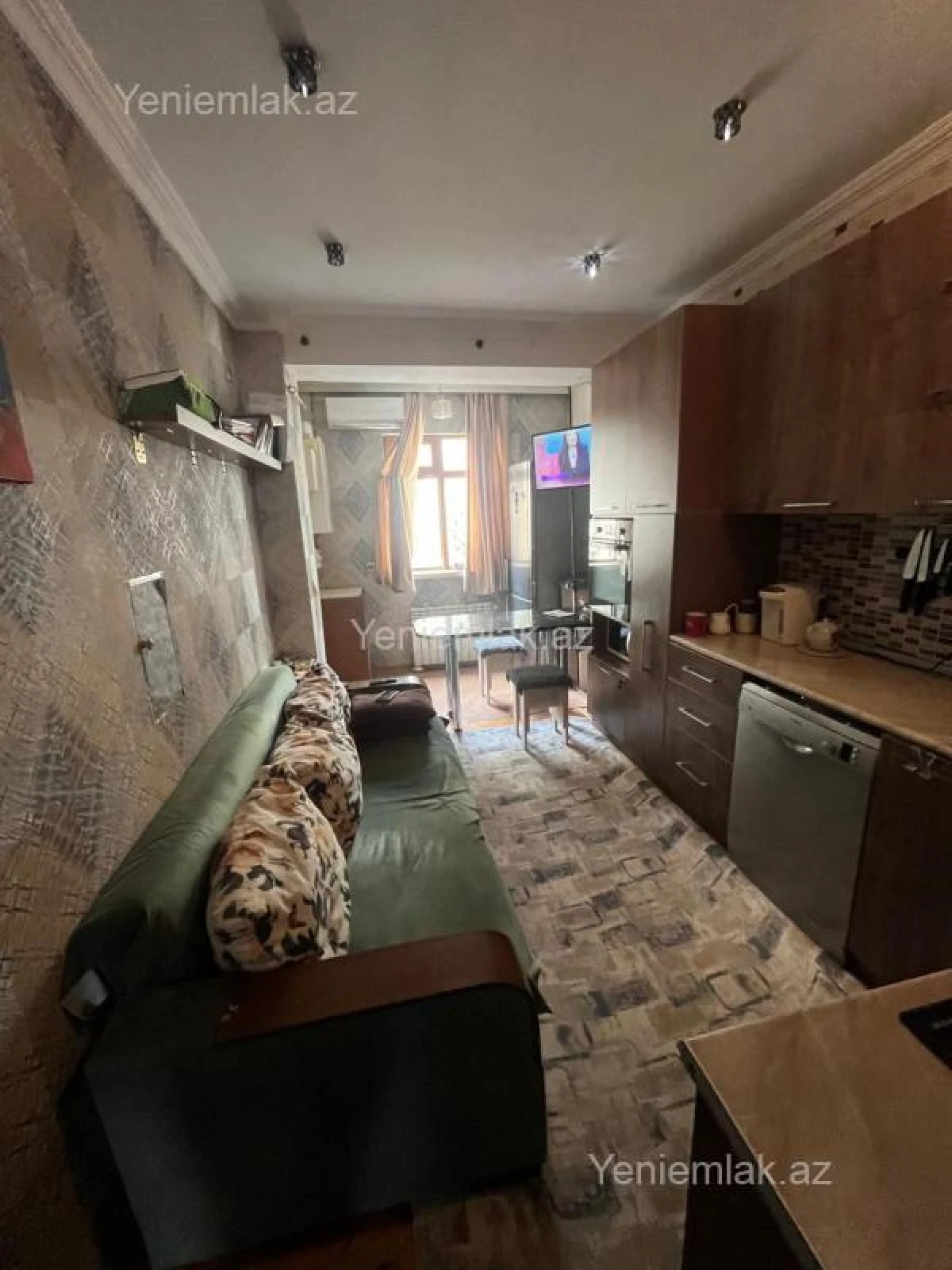 Satılır 3 otaqlı yeni tikili 85 m²
