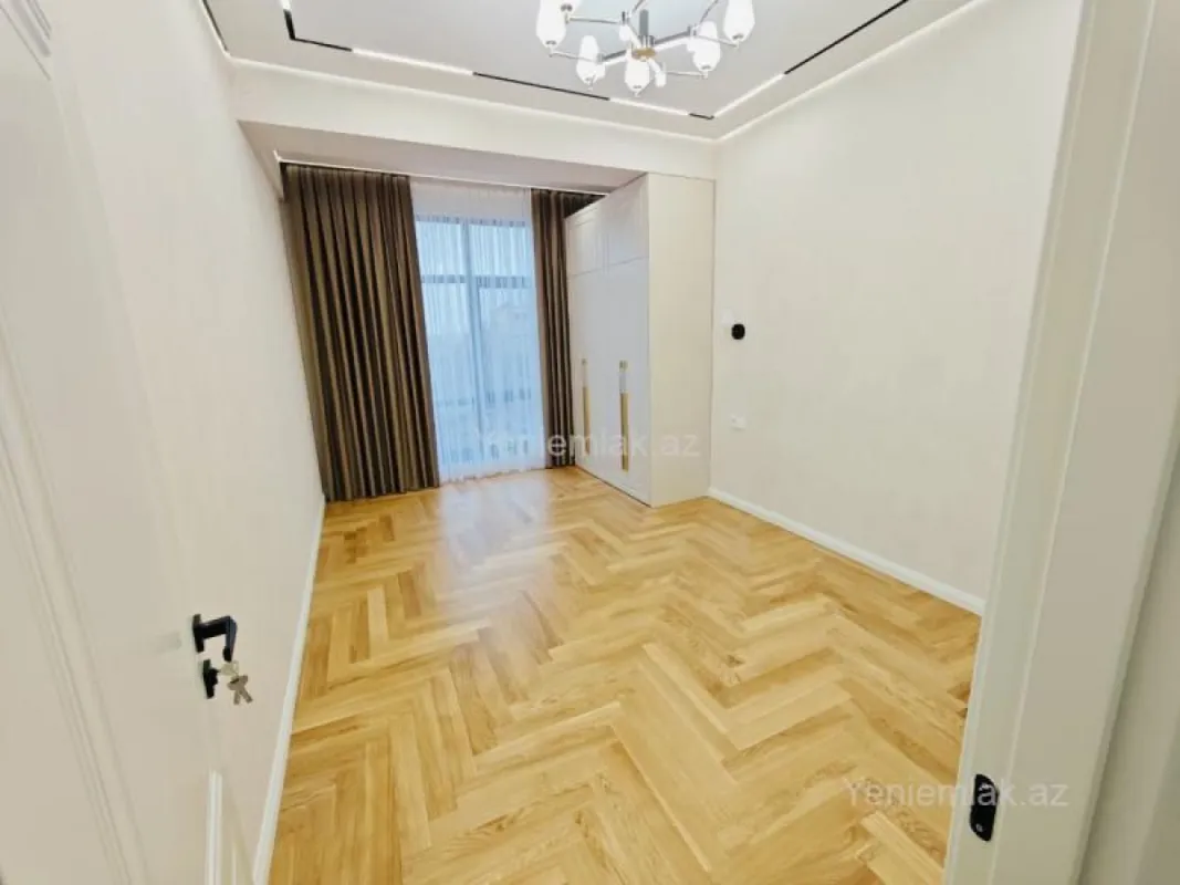 Satılır 2 otaqlı yeni tikili 85 m²