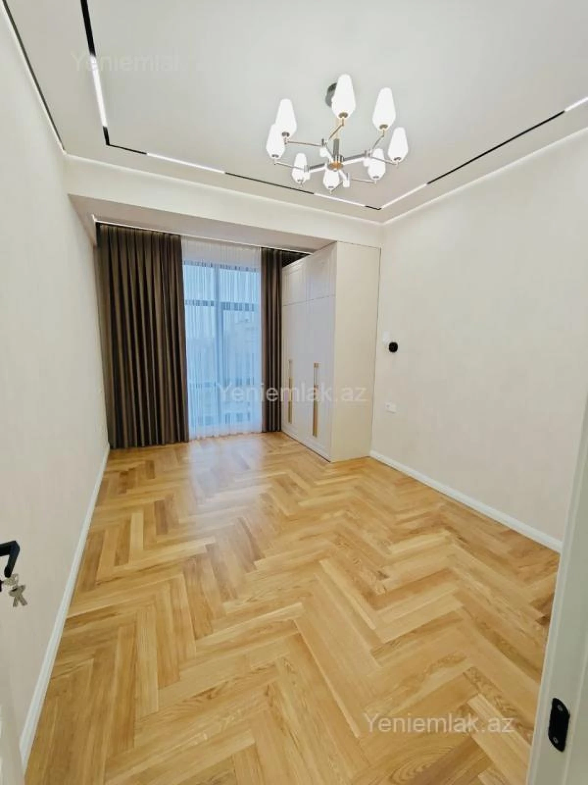 Satılır 2 otaqlı yeni tikili 85 m²