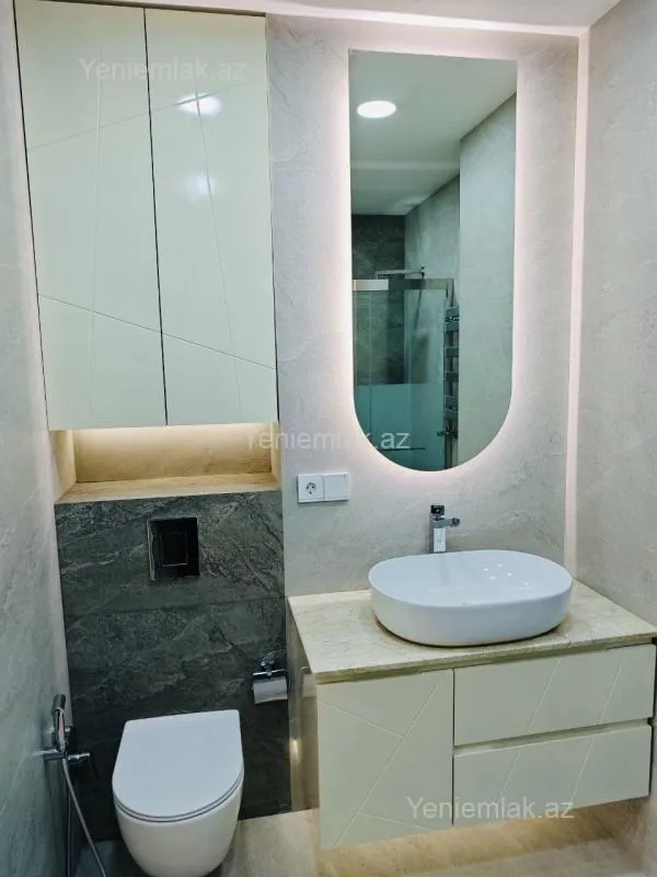 Satılır 2 otaqlı yeni tikili 85 m²