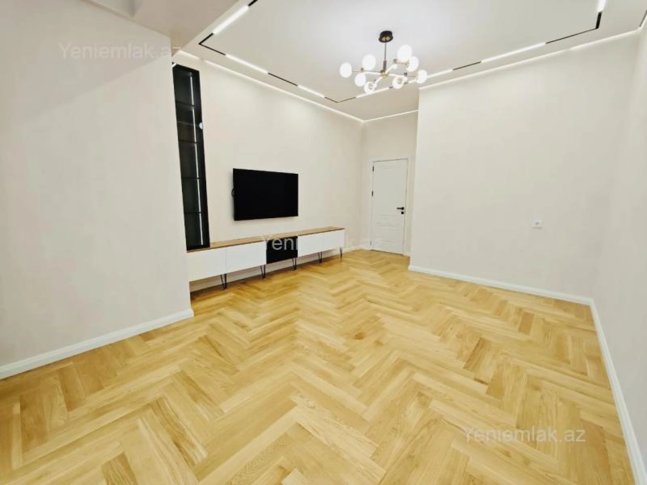 Satılır 2 otaqlı yeni tikili 85 m²