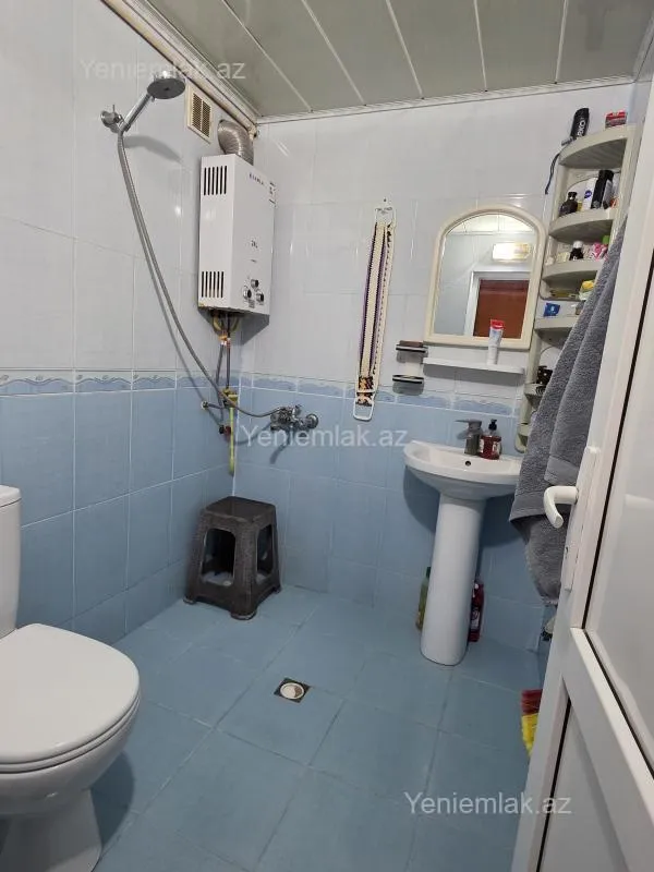Satılır 1 otaqlı köhnə tikili 35 m²