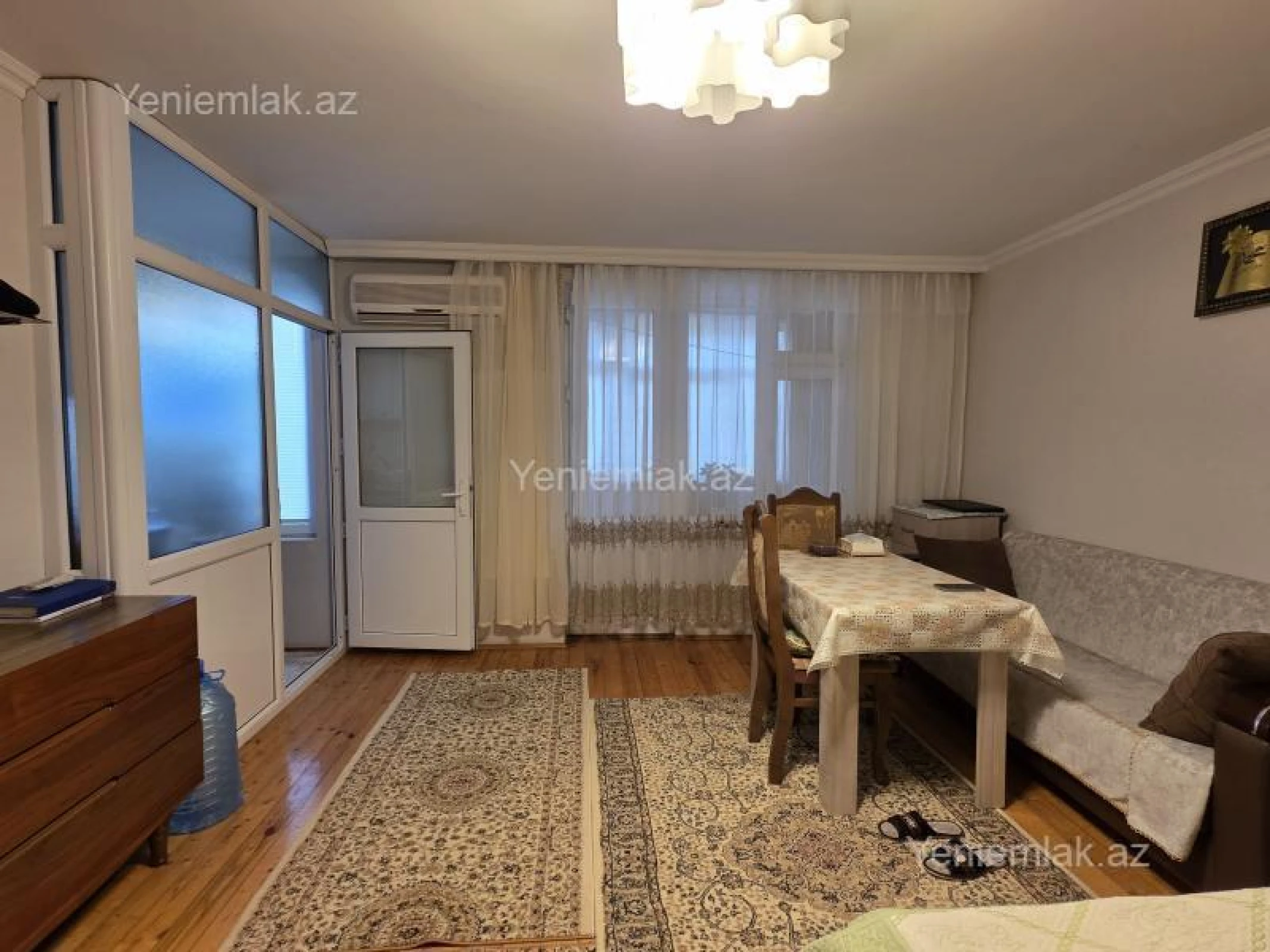 Satılır 1 otaqlı köhnə tikili 35 m²