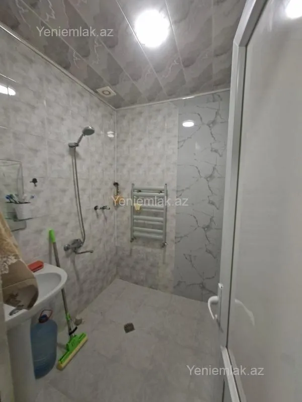 Satılır 3 otaqlı köhnə tikili 65 m²