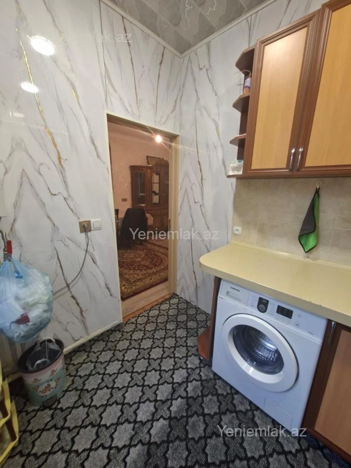 Satılır 3 otaqlı köhnə tikili 65 m²