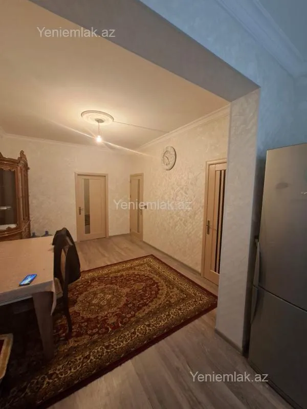 Satılır 3 otaqlı köhnə tikili 65 m²