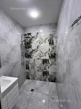 Satılır 2 otaqlı köhnə tikili 50 m²