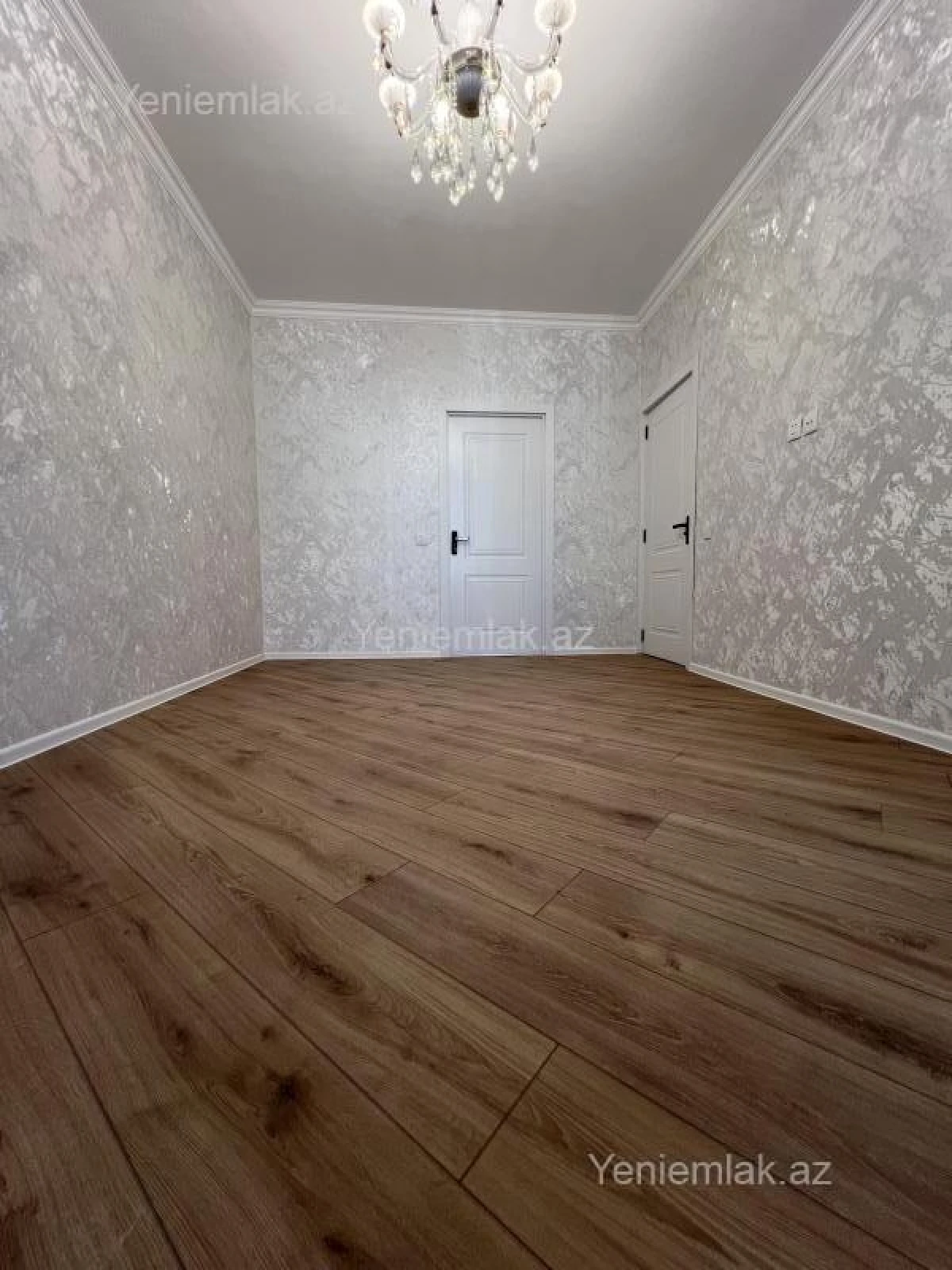Satılır 2 otaqlı köhnə tikili 50 m²