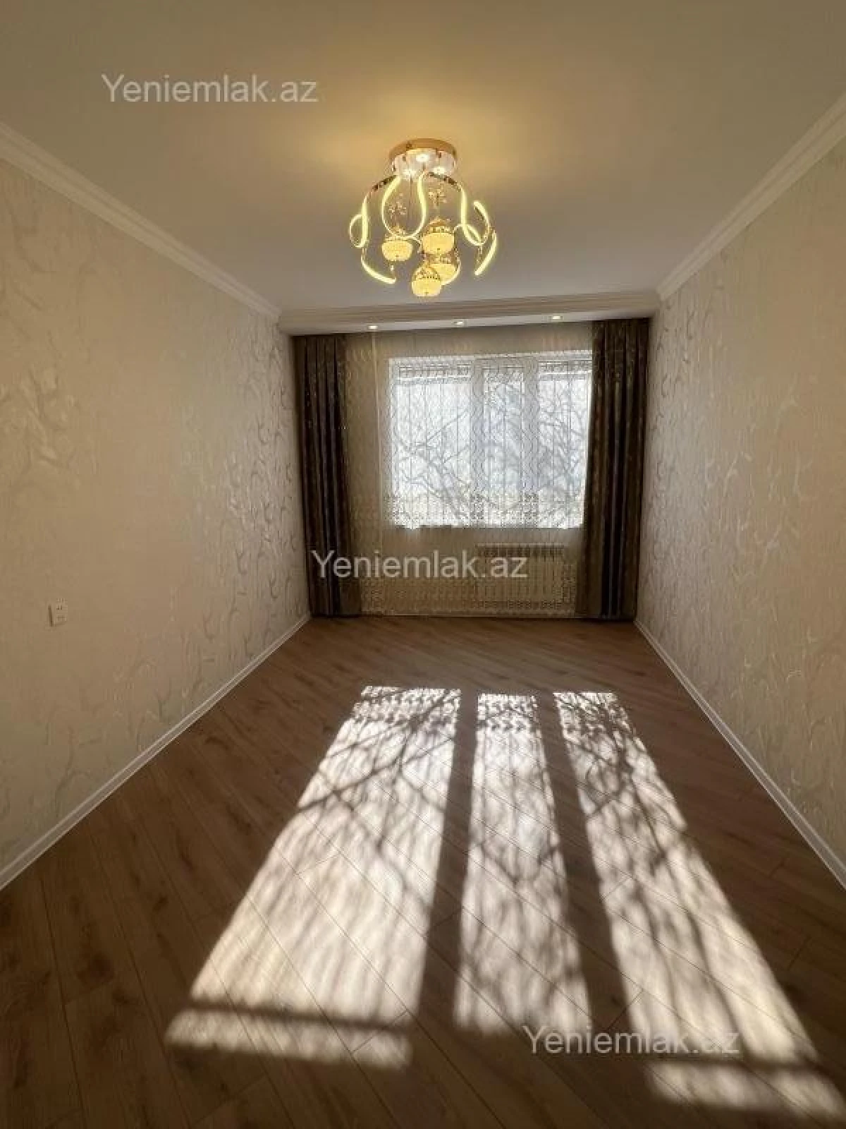 Satılır 2 otaqlı köhnə tikili 50 m²