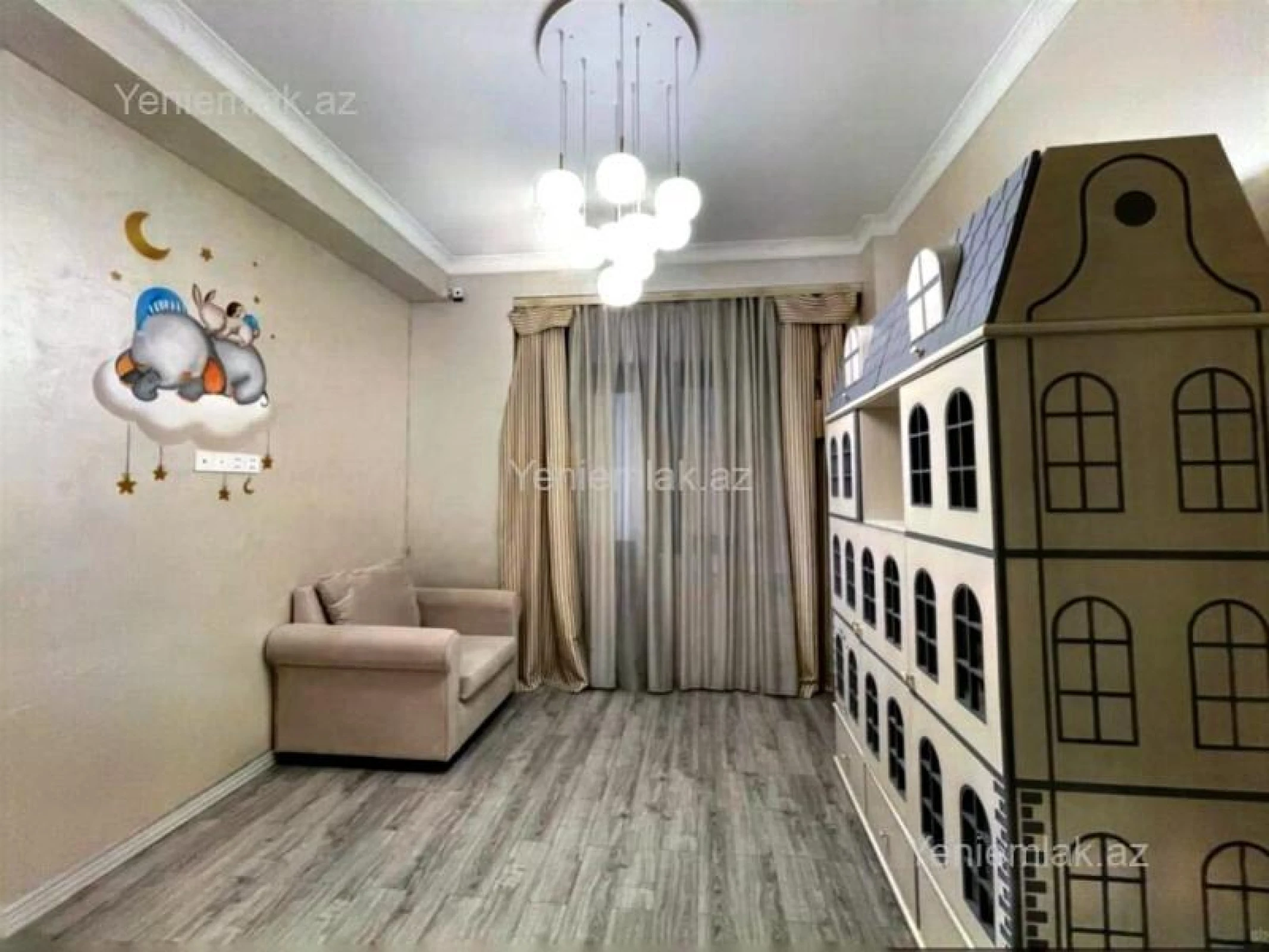 Satılır 4 otaqlı yeni tikili 205 m²