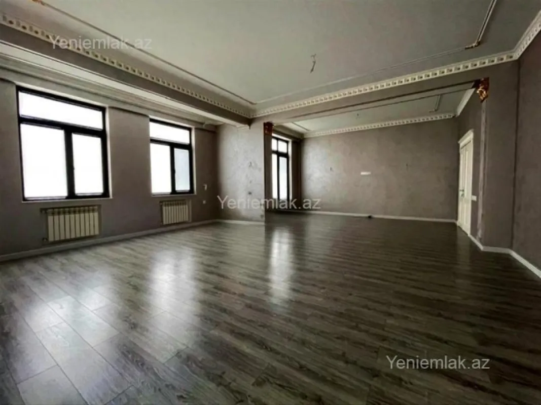 Satılır 4 otaqlı yeni tikili 205 m²
