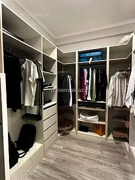 Satılır 4 otaqlı yeni tikili 205 m²