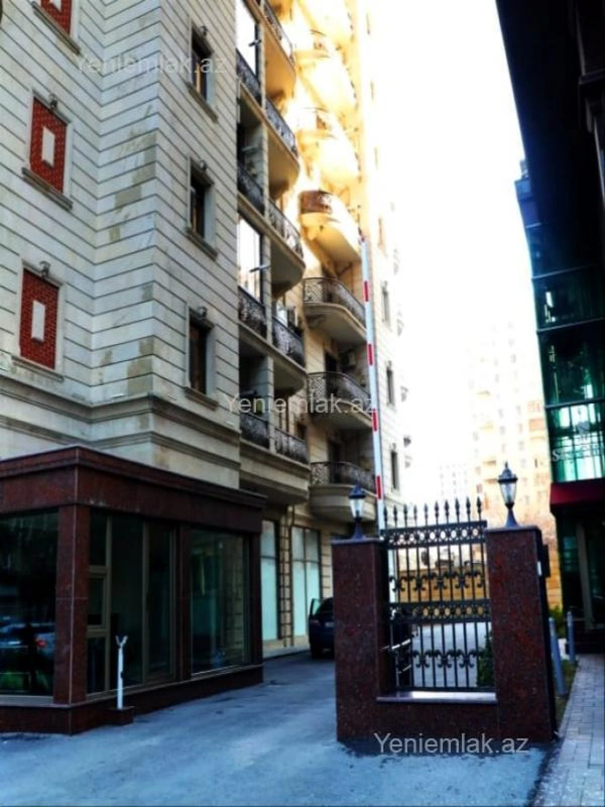 Satılır 4 otaqlı yeni tikili 205 m²