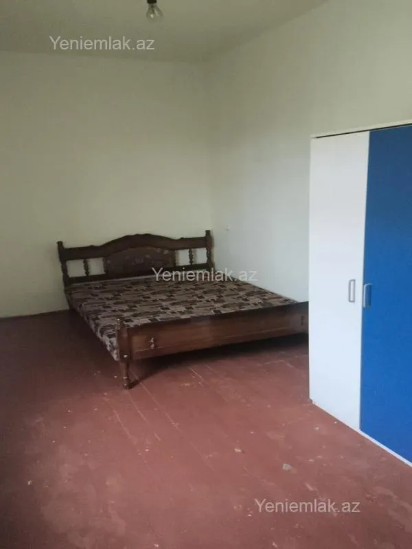Satılır 2 otaqlı köhnə tikili 50 m²