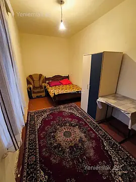 Satılır 2 otaqlı köhnə tikili 50 m²