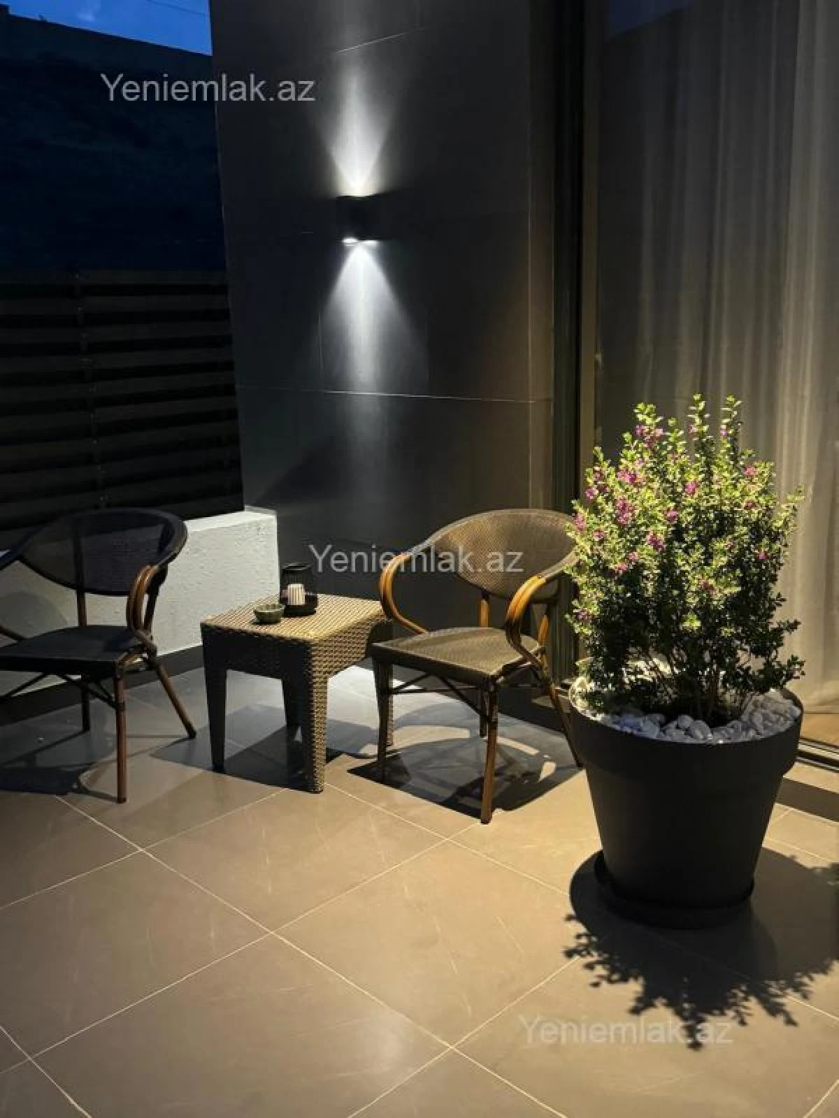 Satılır 6 otaqlı həyət evi 300 m²