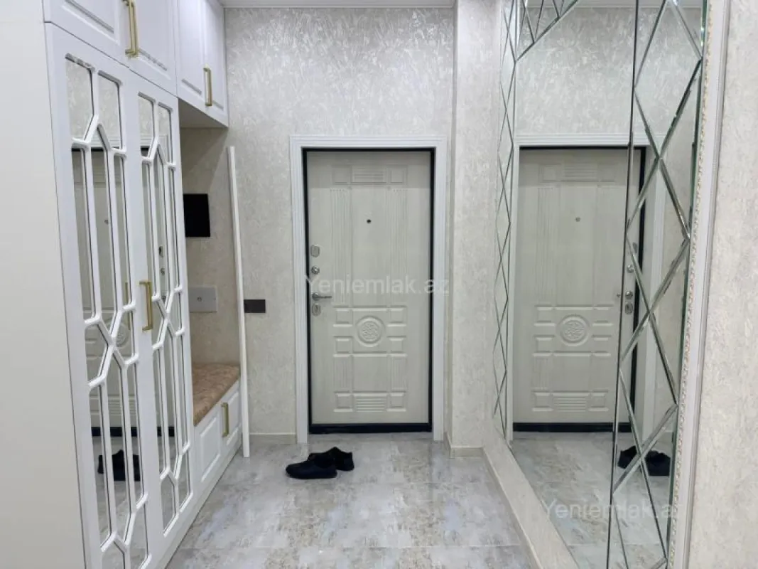 Satılır 3 otaqlı yeni tikili 103 m²