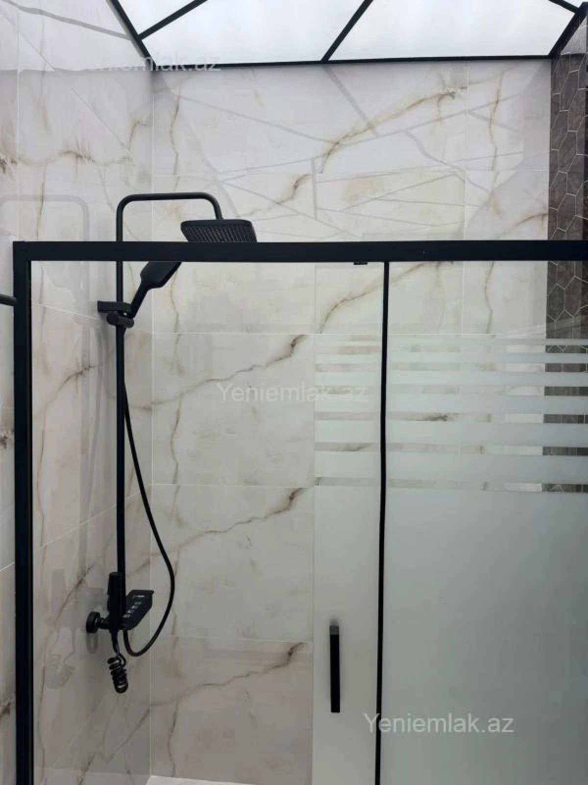 Satılır 3 otaqlı yeni tikili 103 m²