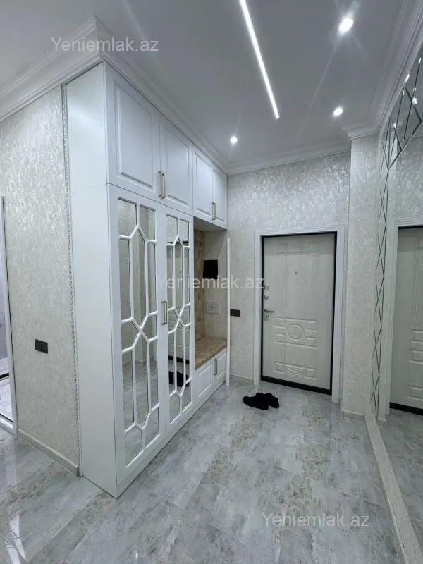 Satılır 3 otaqlı yeni tikili 103 m²