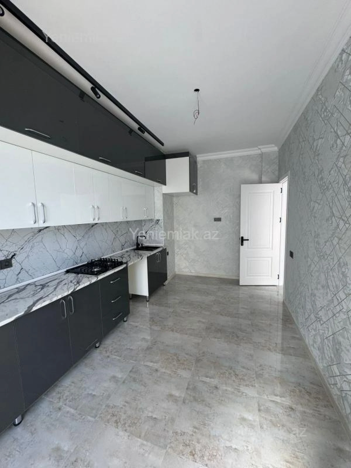 Satılır 3 otaqlı yeni tikili 103 m²