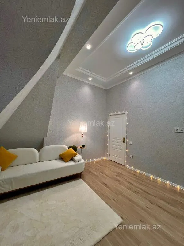 Satılır 2 otaqlı yeni tikili 78 m²