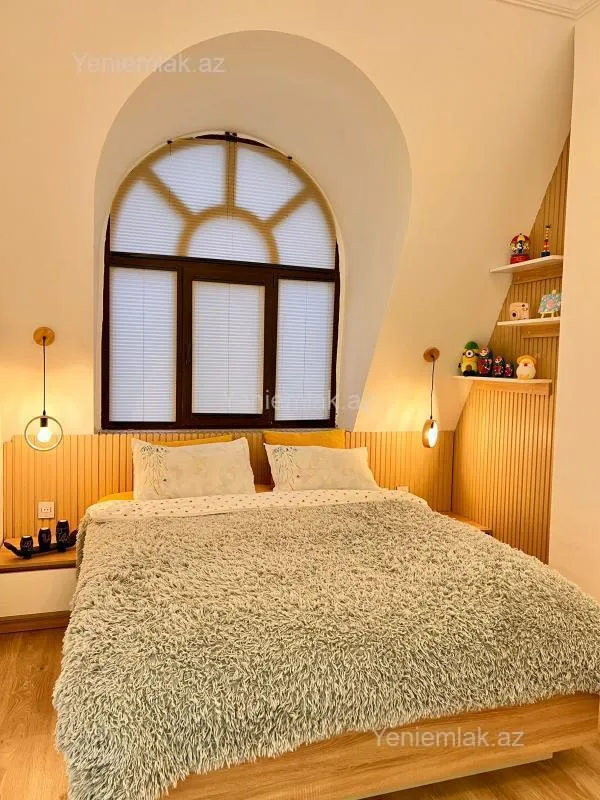 Satılır 2 otaqlı yeni tikili 78 m²