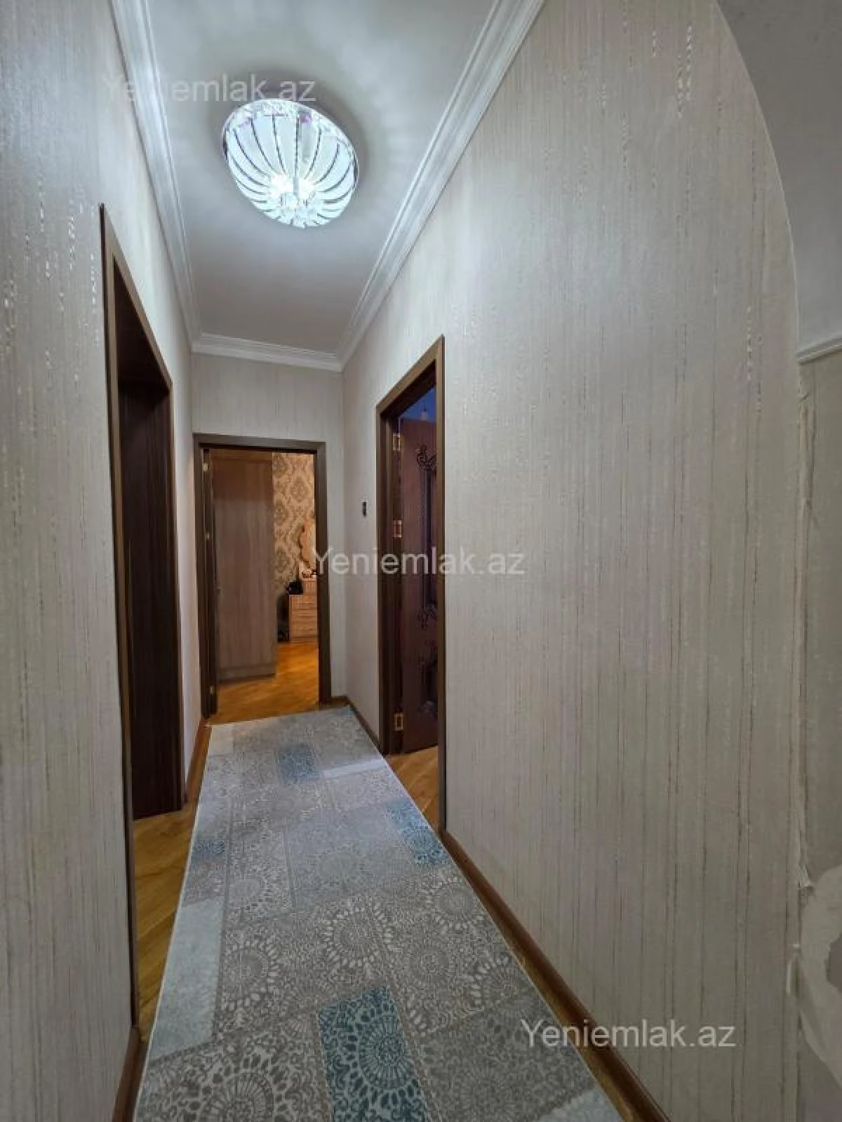 Satılır 3 otaqlı köhnə tikili 68 m²