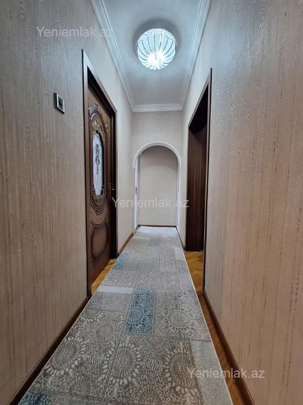 Satılır 3 otaqlı köhnə tikili 68 m²