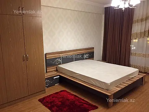 Satılır 3 otaqlı köhnə tikili 110 m²