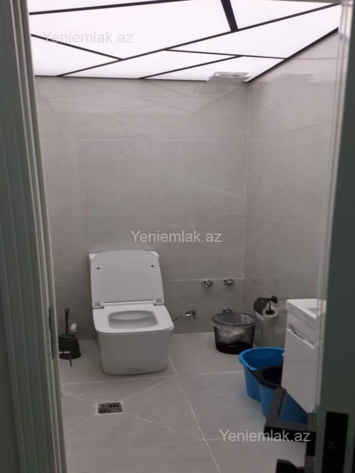 Satılır 3 otaqlı yeni tikili 82 m²